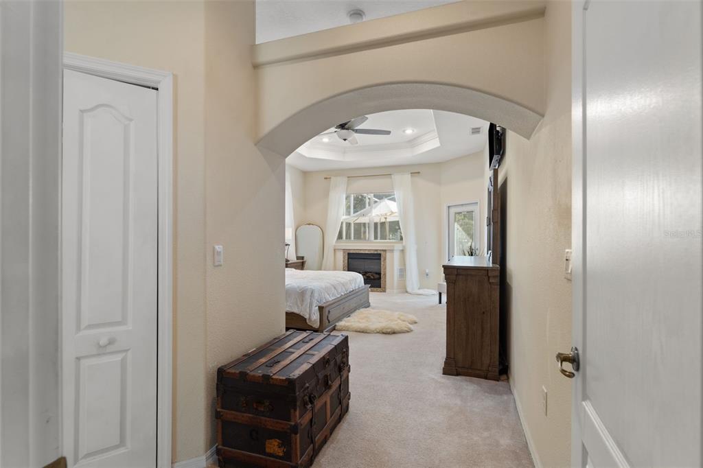 14071 Linden Drive Spring Hill, FL 34609 - Photo 28 of 77 a living room with furniture and a mirror