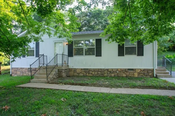$1,500 | 105 Robert Yoest Drive, Antioch, TN 37013