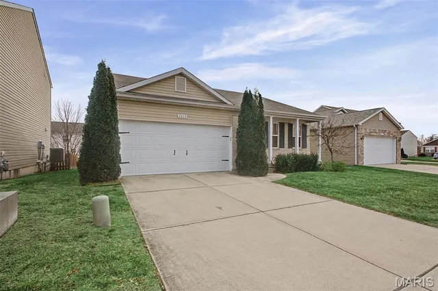 $249,000 | 2613 Autumn Harvest Lane, Belleville, IL 62221