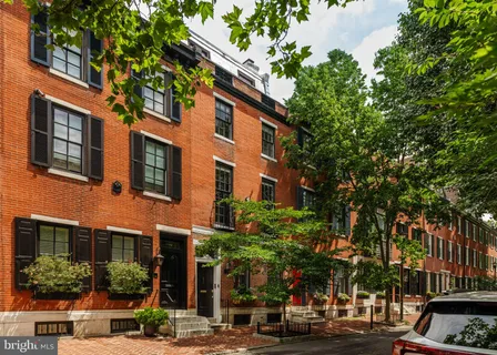 $2,295,000 | 2127 Delancey Place, Philadelphia, PA 19103