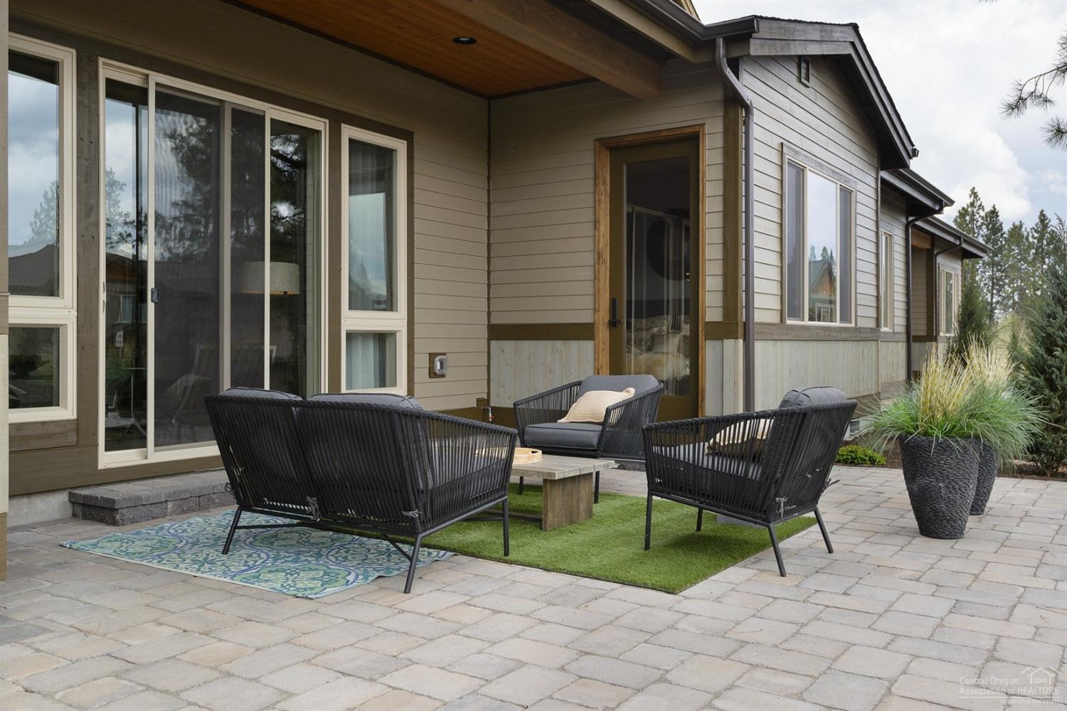 60424 Kangaroo Loop Bend, OR 97702 - Photo 22 of 24 Additional Photo