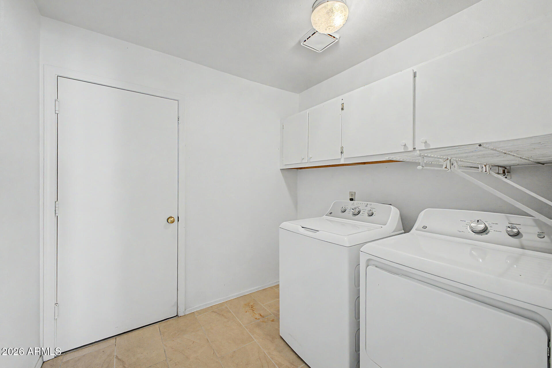 1238 East Mineral Road Gilbert, AZ 85234 - Photo 34 of 48 Laundry