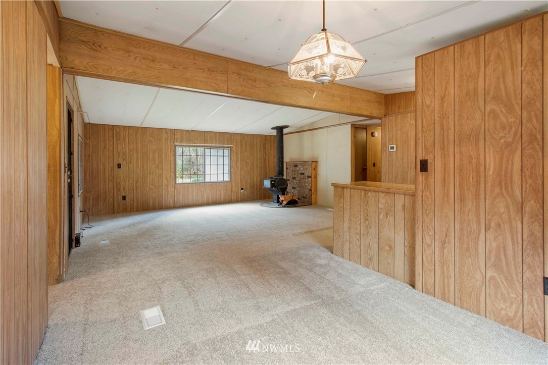 33512 Locke Road Roy, WA 98580 - Photo 11 of 26 Gallery Image 11