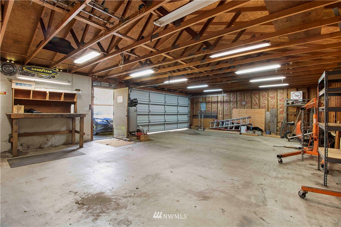 33512 Locke Road Roy, WA 98580 - Photo 13 of 26 Gallery Image 13