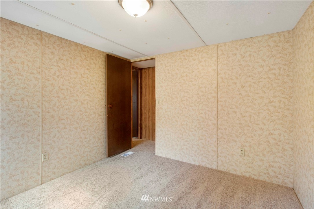 33512 Locke Road Roy, WA 98580 - Photo 24 of 26 Gallery Image 24