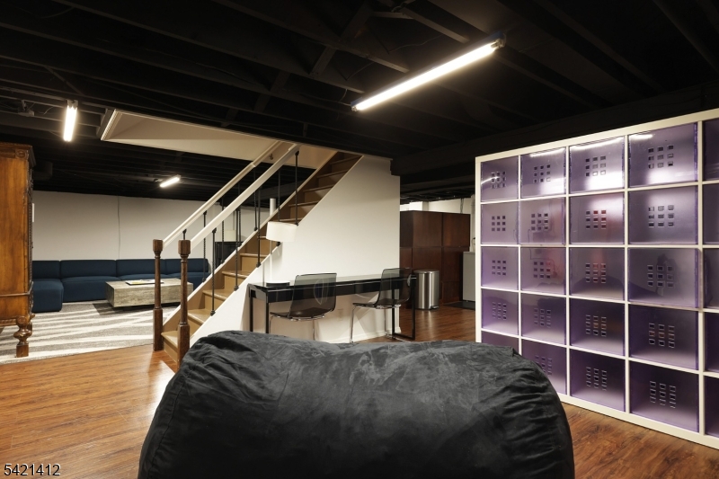 178 Tillotson Road Fanwood, NJ 07023 - Photo 20 of 38 a view of living room