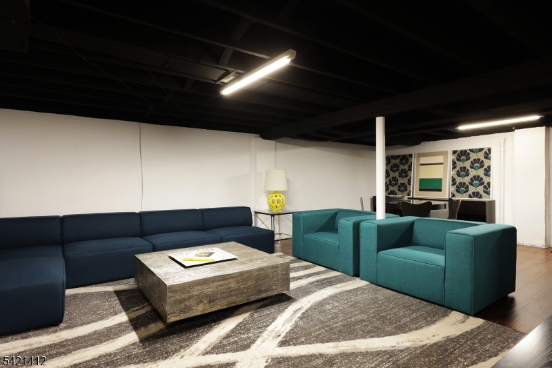 178 Tillotson Road Fanwood, NJ 07023 - Photo 21 of 38 a living room with furniture and a large window