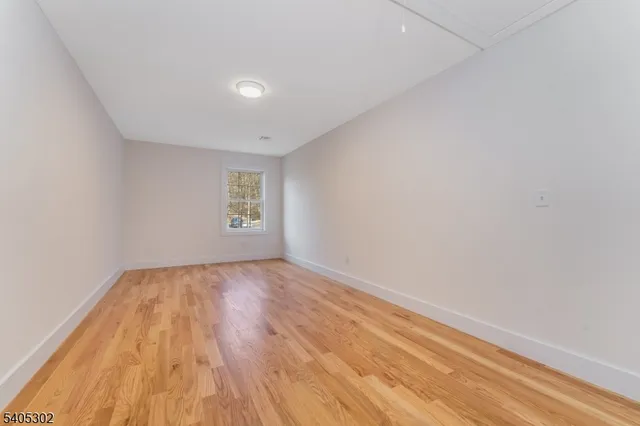 $949,999 | 51 Staats Road, Bloomsbury, NJ 08804