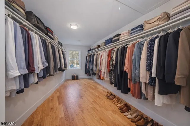 $949,999 | 51 Staats Road, Bloomsbury, NJ 08804