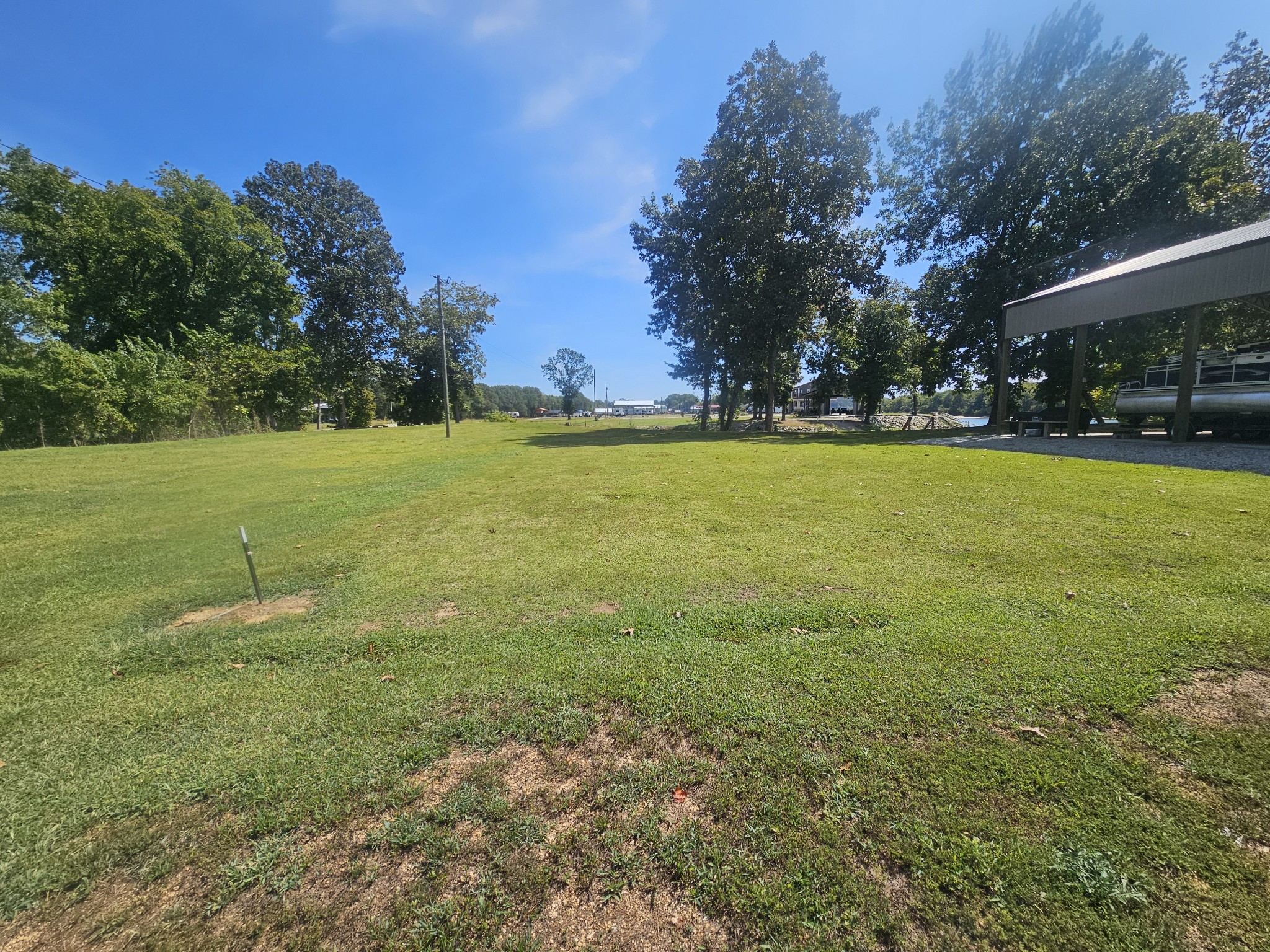 942 Lexi Lane Clifton, TN 38425 - Photo 27 of 33 a view of an outdoor space and yard