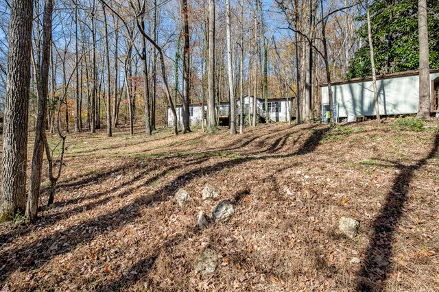 a view of a entrance gate of the house
