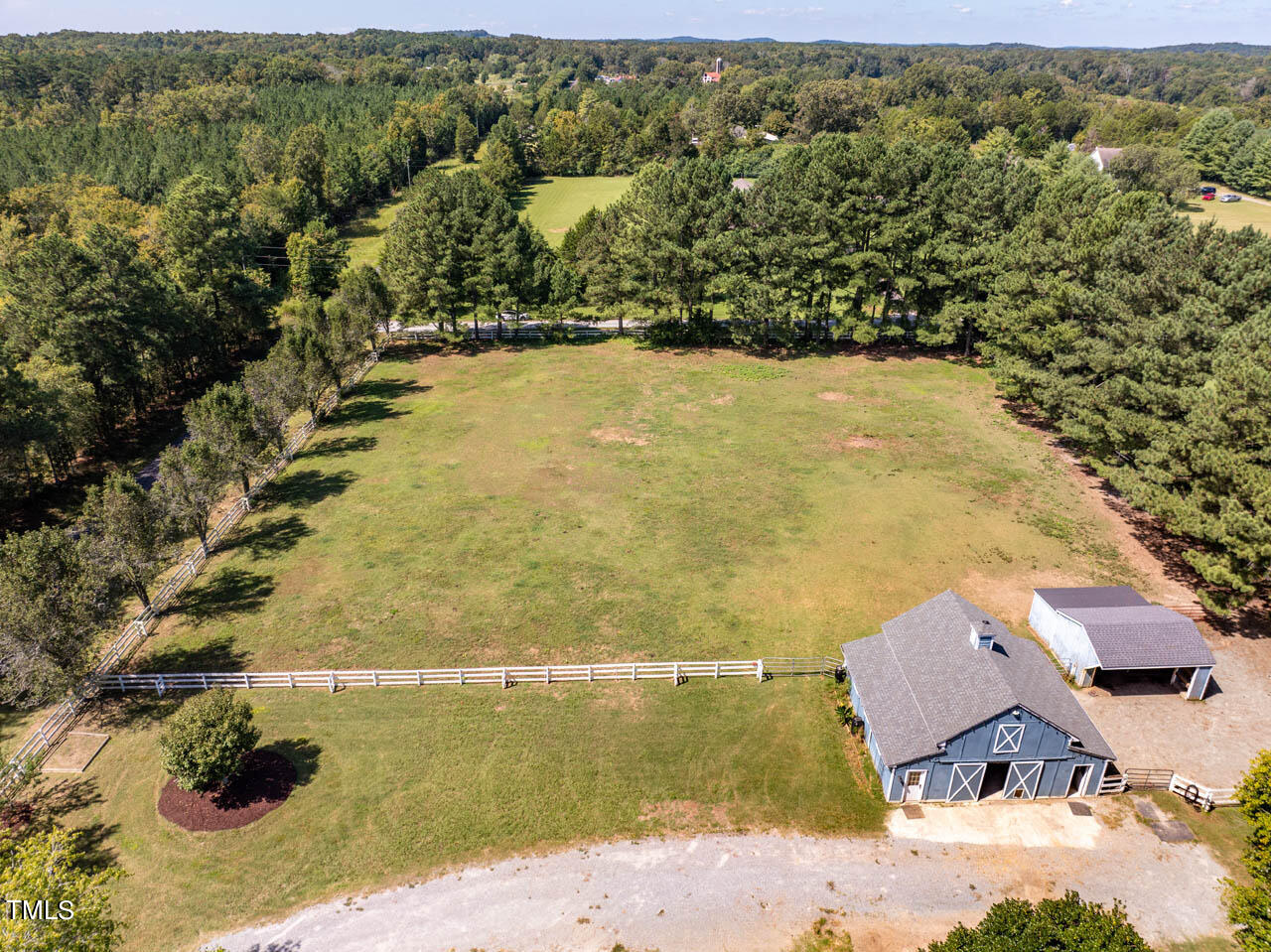 454CastleRockFarmRd-02