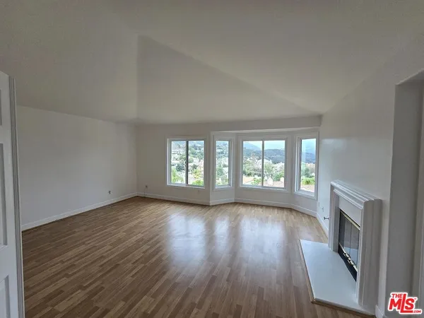 $9,750 | 24932 Normans Way, Calabasas, CA 91302