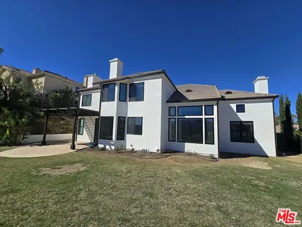 $9,750 | 24932 Normans Way, Calabasas, CA 91302