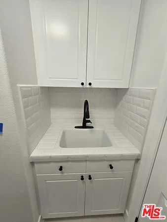$9,750 | 24932 Normans Way, Calabasas, CA 91302