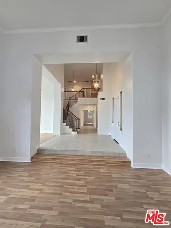 $9,750 | 24932 Normans Way, Calabasas, CA 91302