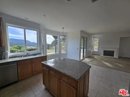 $9,750 | 24932 Normans Way, Calabasas, CA 91302