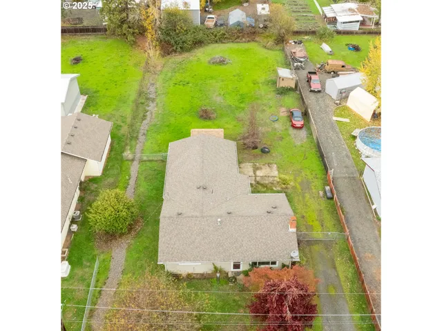 $199,000 | 301 Northwest Midway Street, Winston, OR 97496