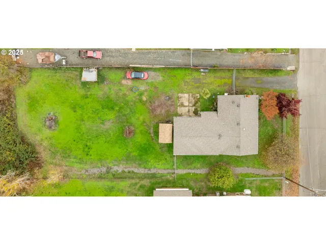 $199,000 | 301 Northwest Midway Street, Winston, OR 97496