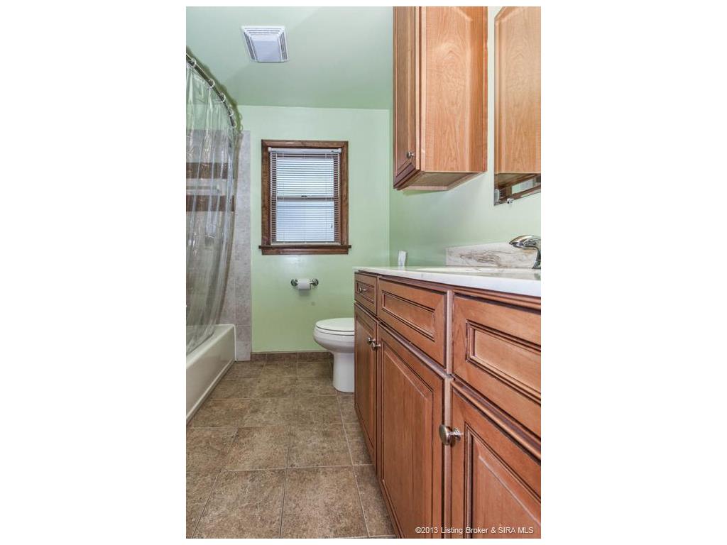 2594 East Robin Road New Albany, IN 47150 - Photo 23 of 43 Gallery Image 23