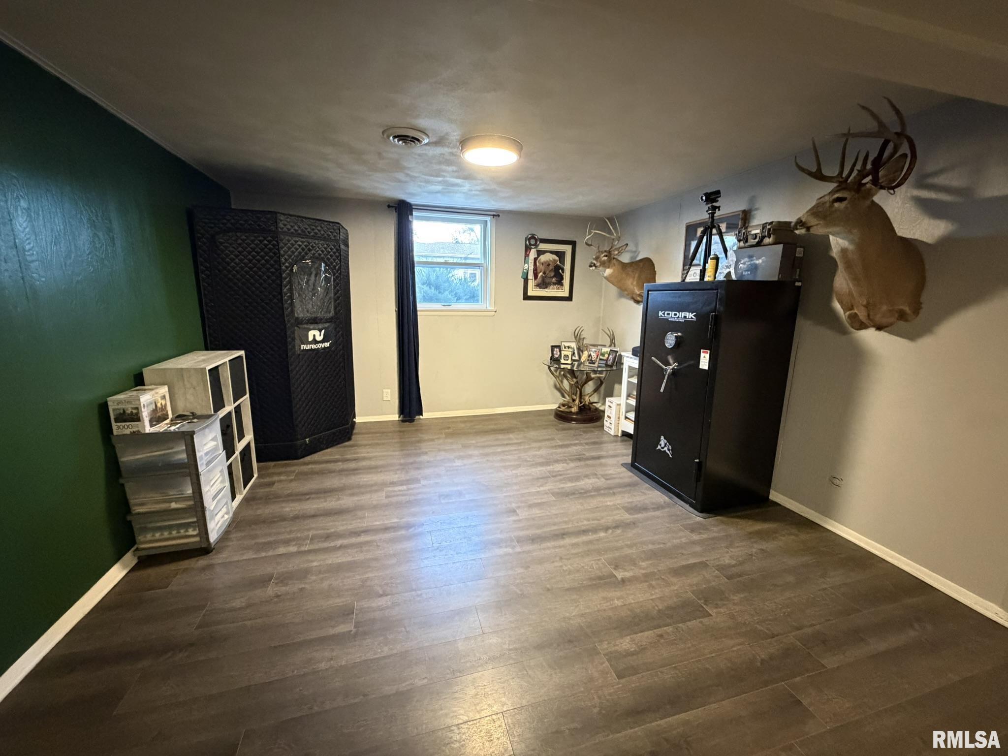 1418 Wheeler Lane Canton, IL 61520 - Photo 38 of 46