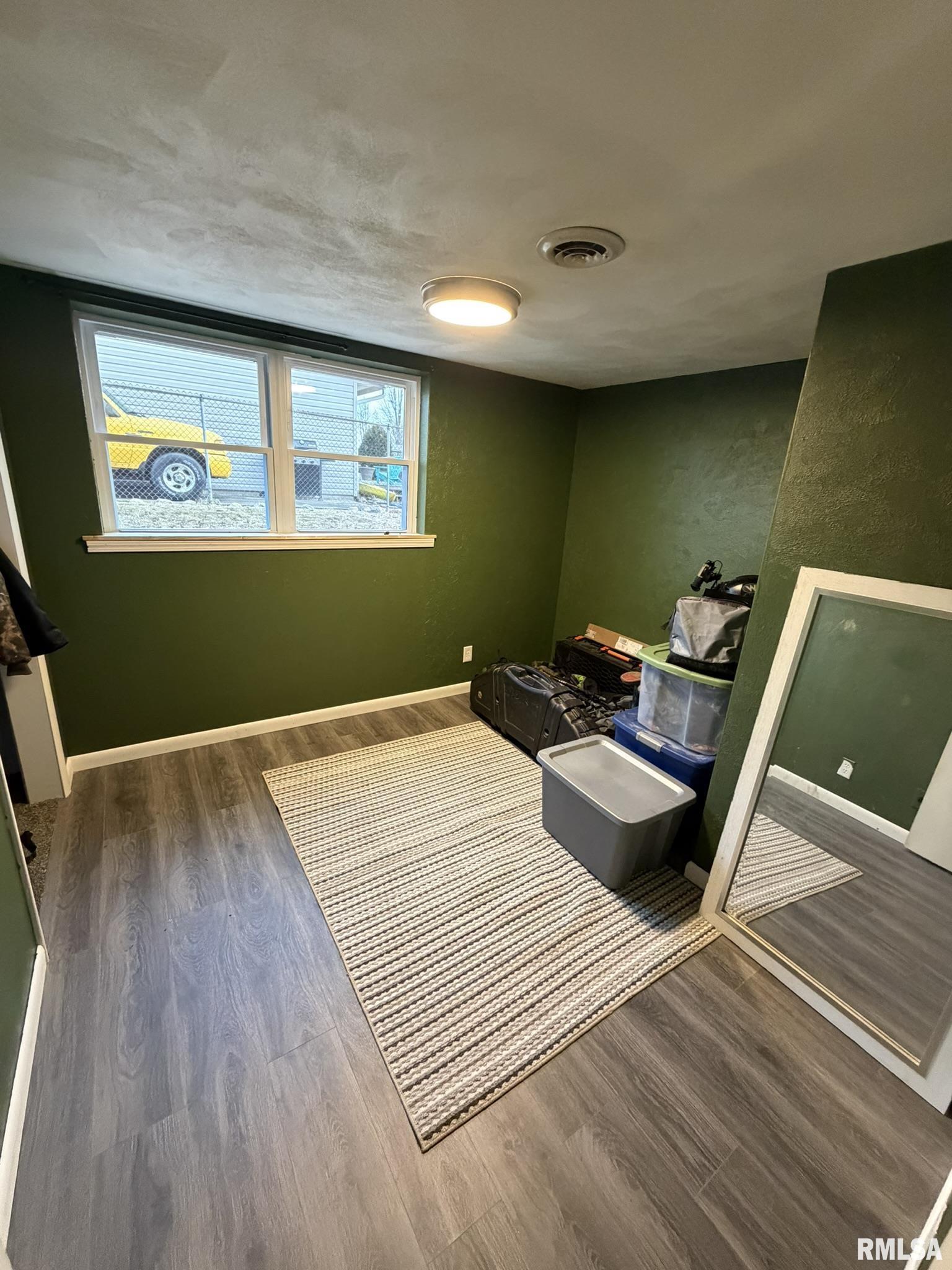 1418 Wheeler Lane Canton, IL 61520 - Photo 43 of 46