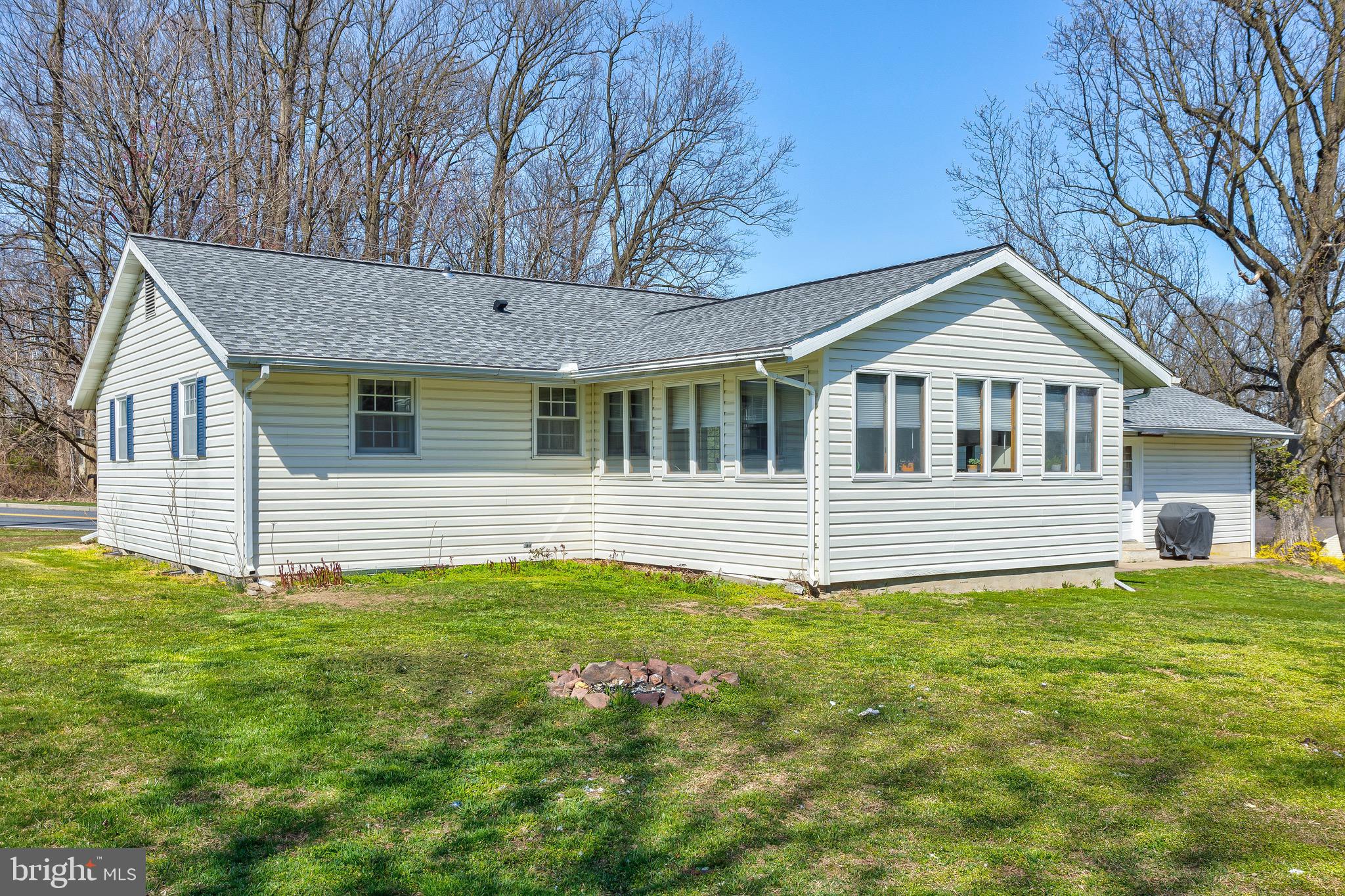 1045 Waltonville Road Hummelstown, PA 17036 - Photo 3 of 35 Gallery Image 3