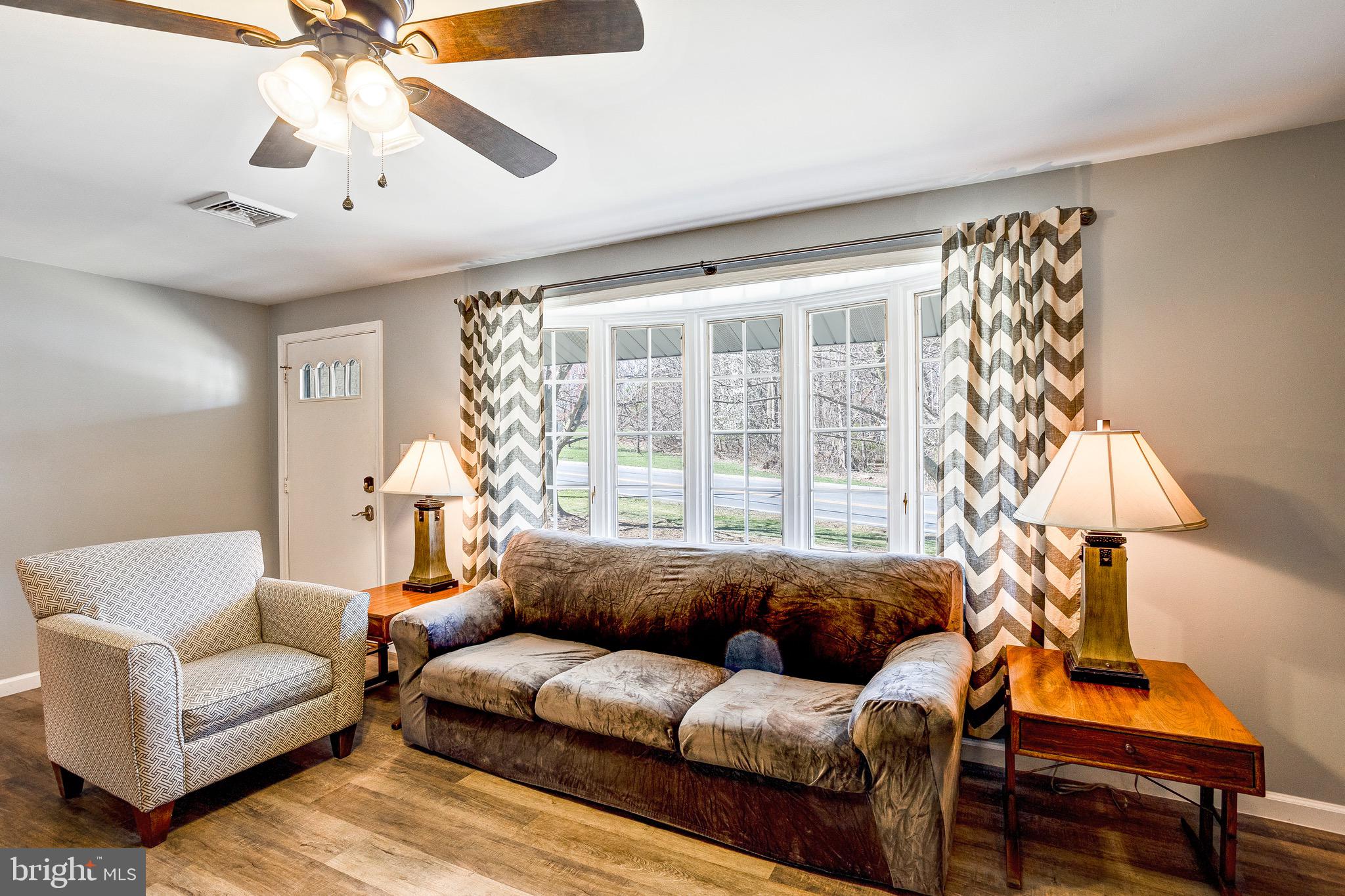 1045 Waltonville Road Hummelstown, PA 17036 - Photo 5 of 35 Gallery Image 5