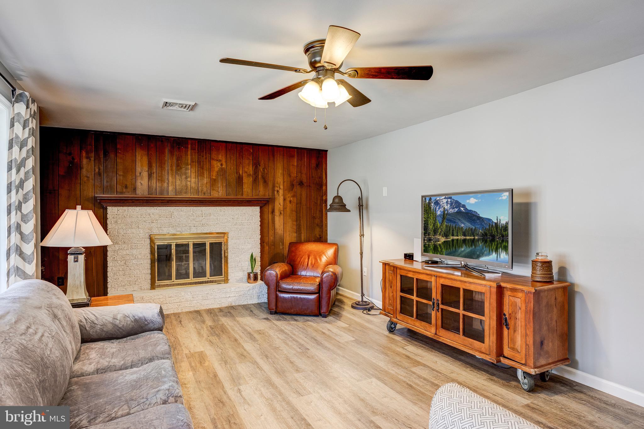 1045 Waltonville Road Hummelstown, PA 17036 - Photo 6 of 35 Gallery Image 6