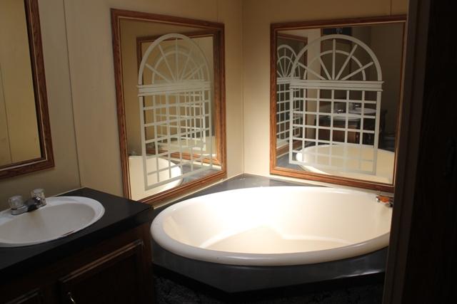 4750 Somerville Road Cross Plains, TN 37049 - Photo 9 of 13 Gallery Image 9