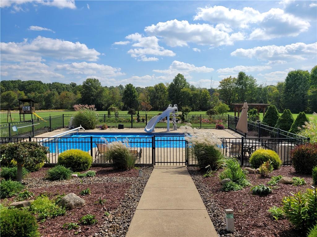 202 North Liberty Road Grove City, PA 16127 - Photo 23 of 25 Gallery Image 23
