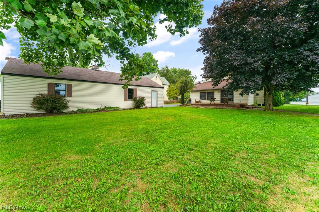 2400 Columbiana Road New Springfield, OH 44443 - Photo 22 of 25