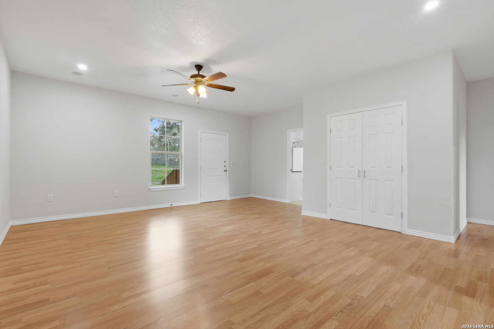 2011 Mesquite Ridge San Antonio, TX 78264 - Photo 6 of 33