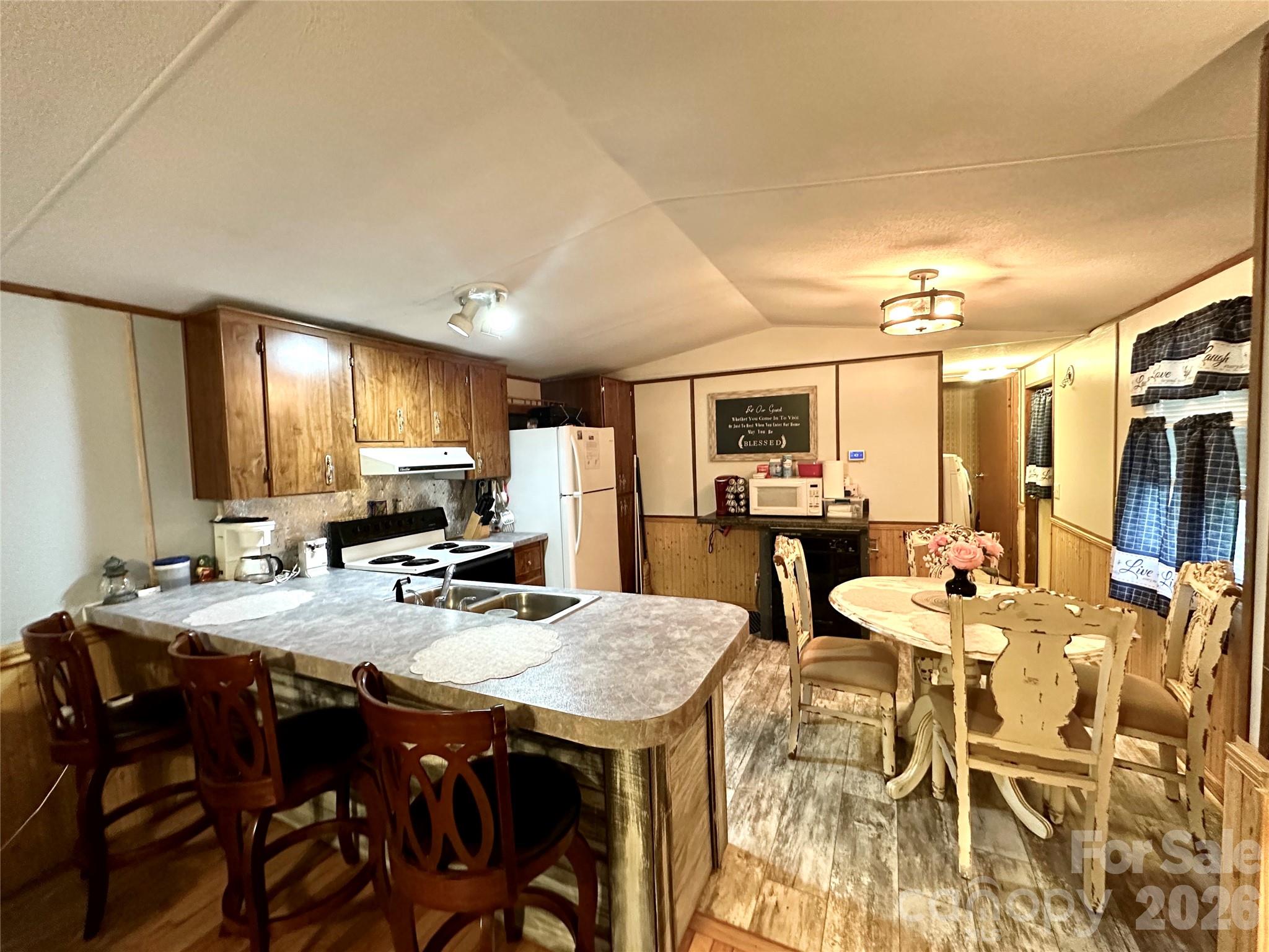 492 Chestnut Mountain Road Spruce Pine, NC 28777 - Photo 12 of 23