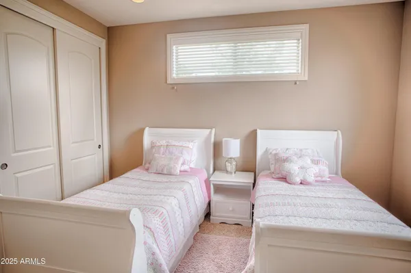 $1,590,000 | 910 South Barberry Lane, Show Low, AZ 85901