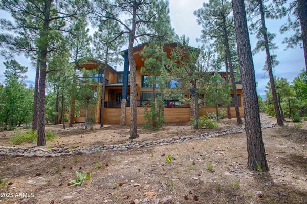 $1,590,000 | 910 South Barberry Lane, Show Low, AZ 85901