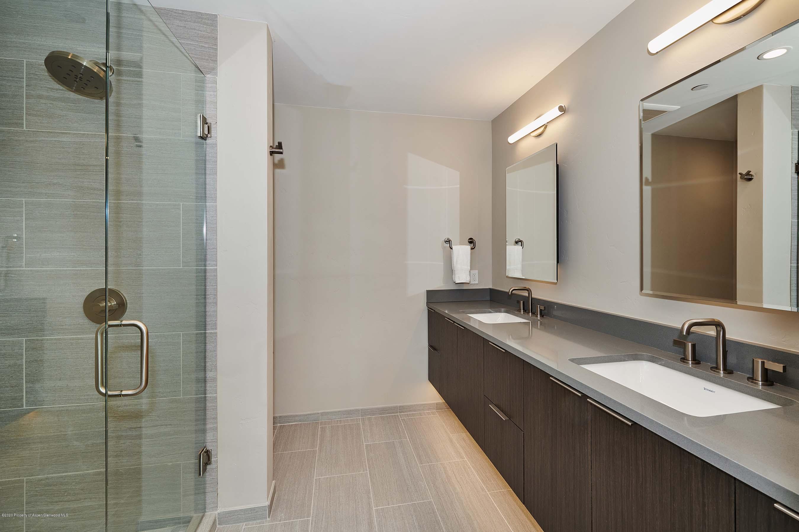 246 Overlook Ridge Carbondale, CO 81623 - Photo 35 of 41 Guest bath 1