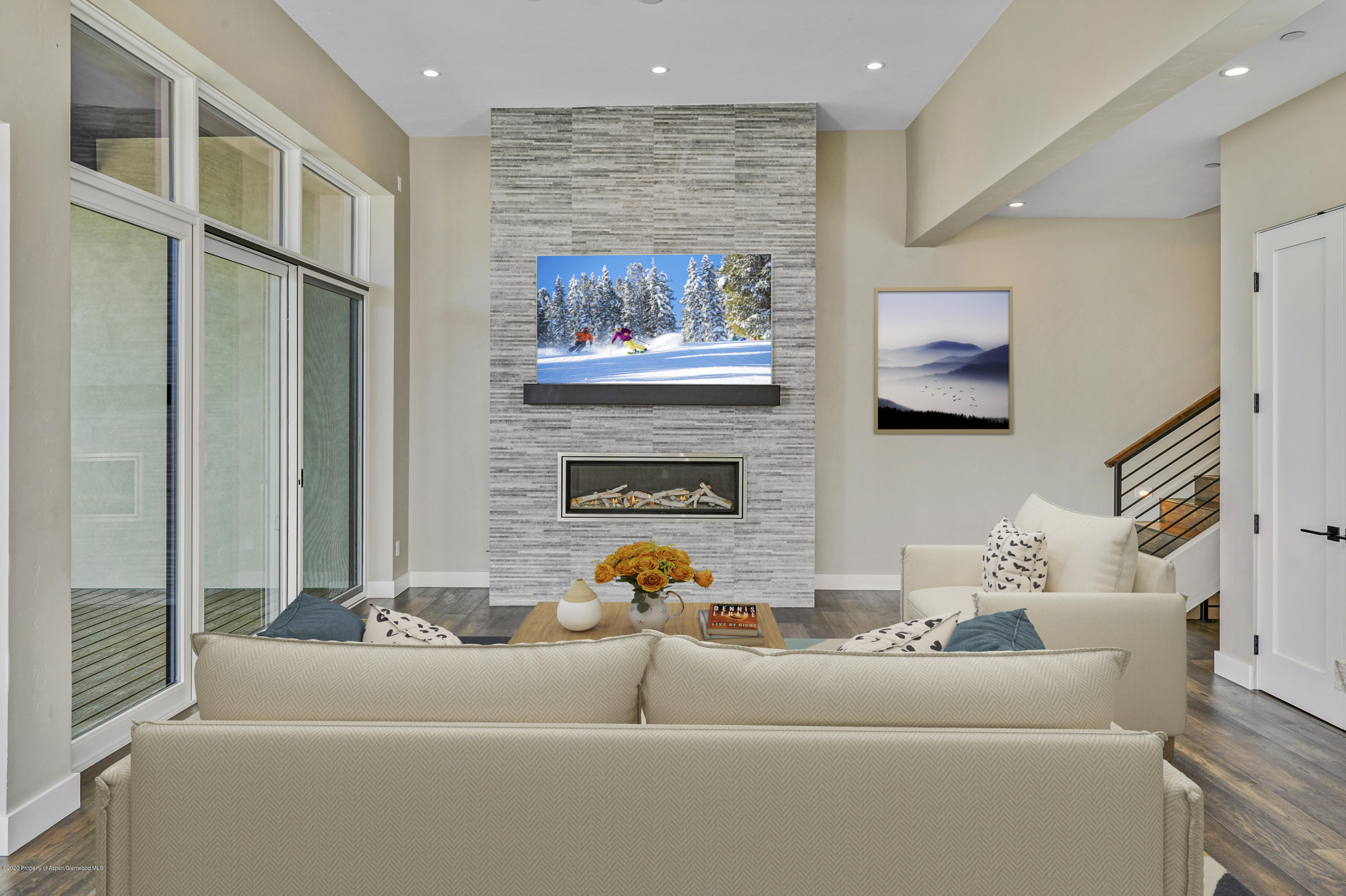 246 Overlook Ridge Carbondale, CO 81623 - Photo 10 of 41 Living