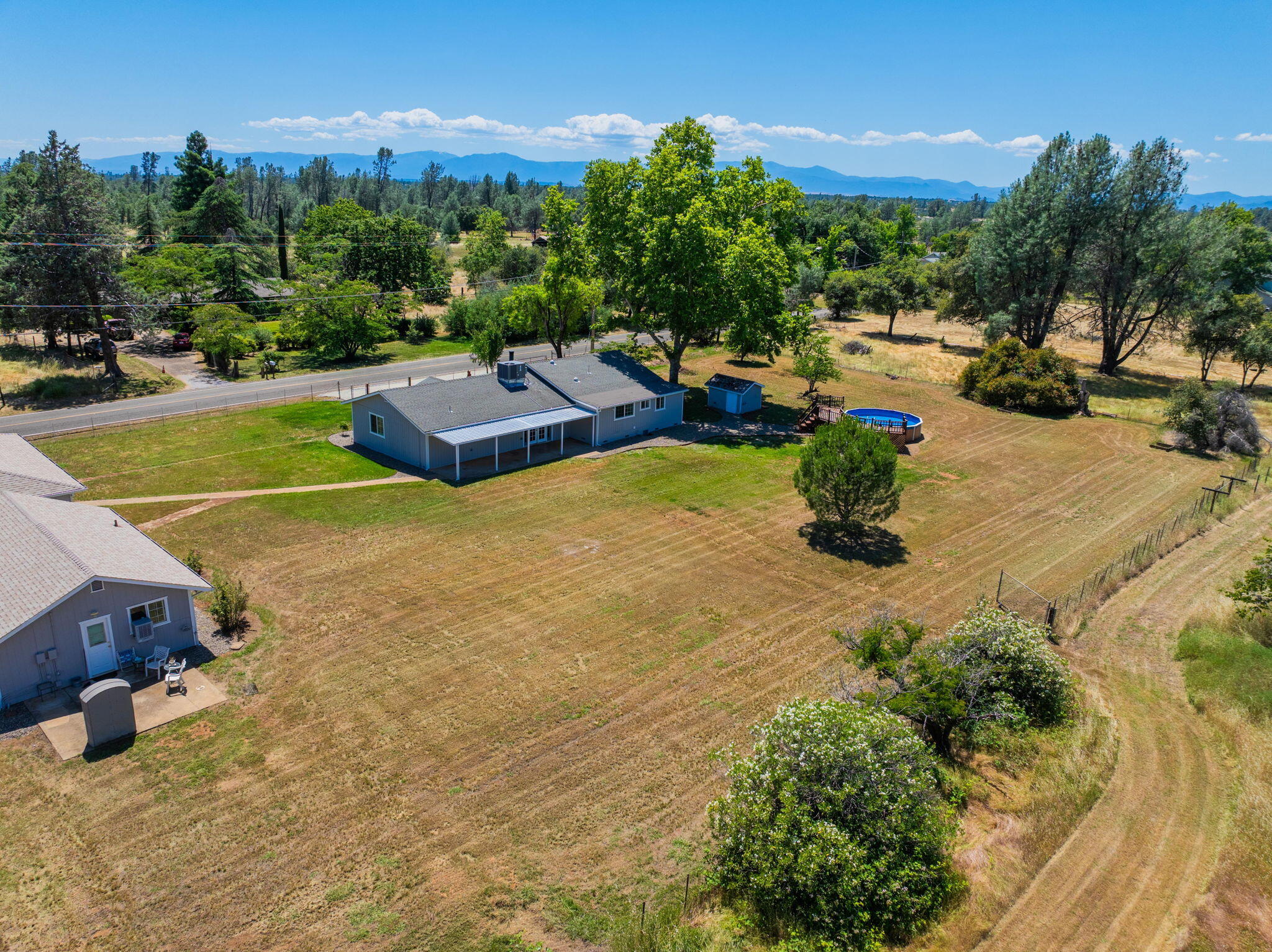 15644 Cloverdale Road Anderson, CA 96007 - Photo 52 of 61 15644 Cloverdale