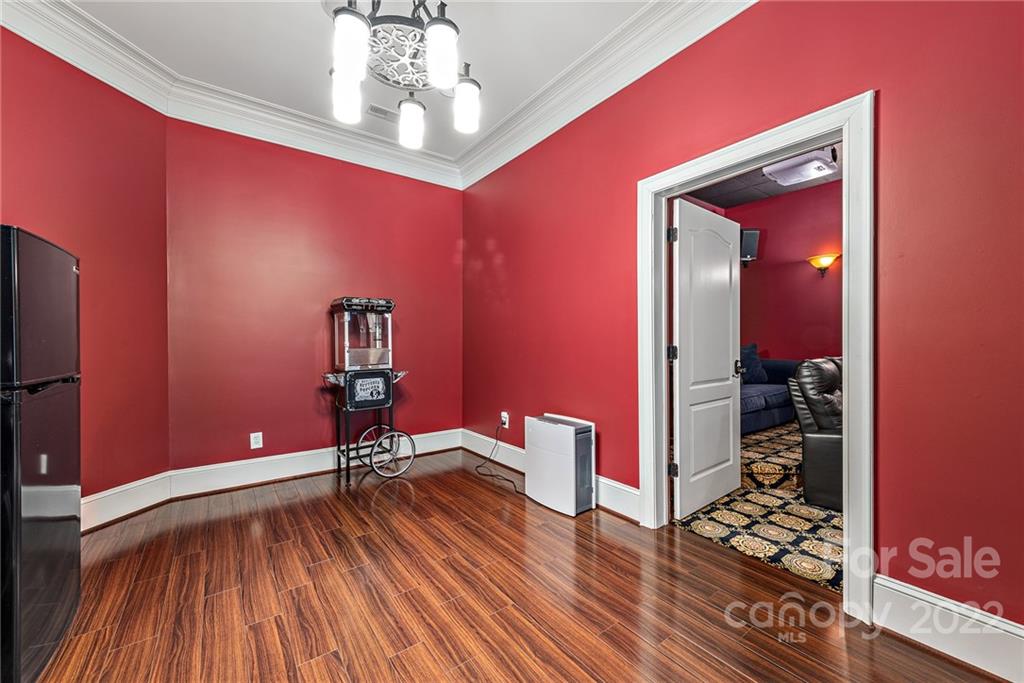 15501 Eagleview Drive Charlotte, NC 28278 - Photo 22 of 40 a view of a room with gym equipment