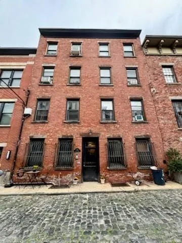 $2,300 | 504 Court Street, Unit 1, Hoboken, NJ 07030