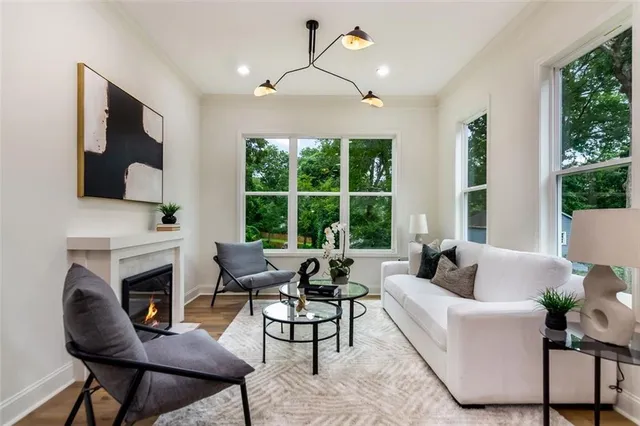 $3,095 | 830 Gaston Street Southwest, Atlanta, GA 30310