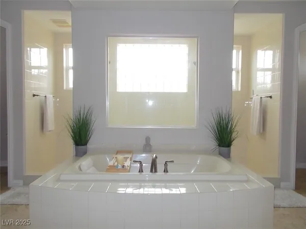 $4,600 | 10009 Amber Field Street, Las Vegas, NV 89178