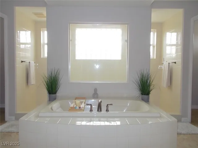 $4,600 | 10009 Amber Field Street, Las Vegas, NV 89178