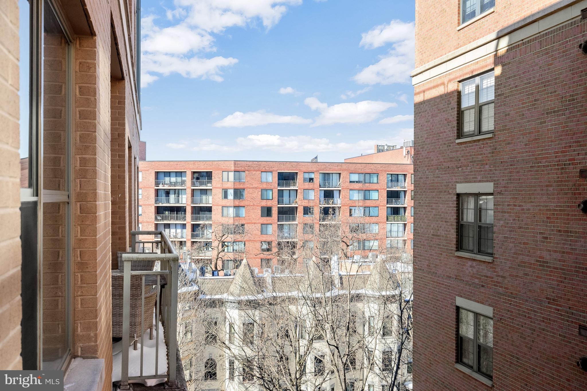 2425 L Street Northwest, Unit 709 Washington, DC 20037 - Photo 17 of 24