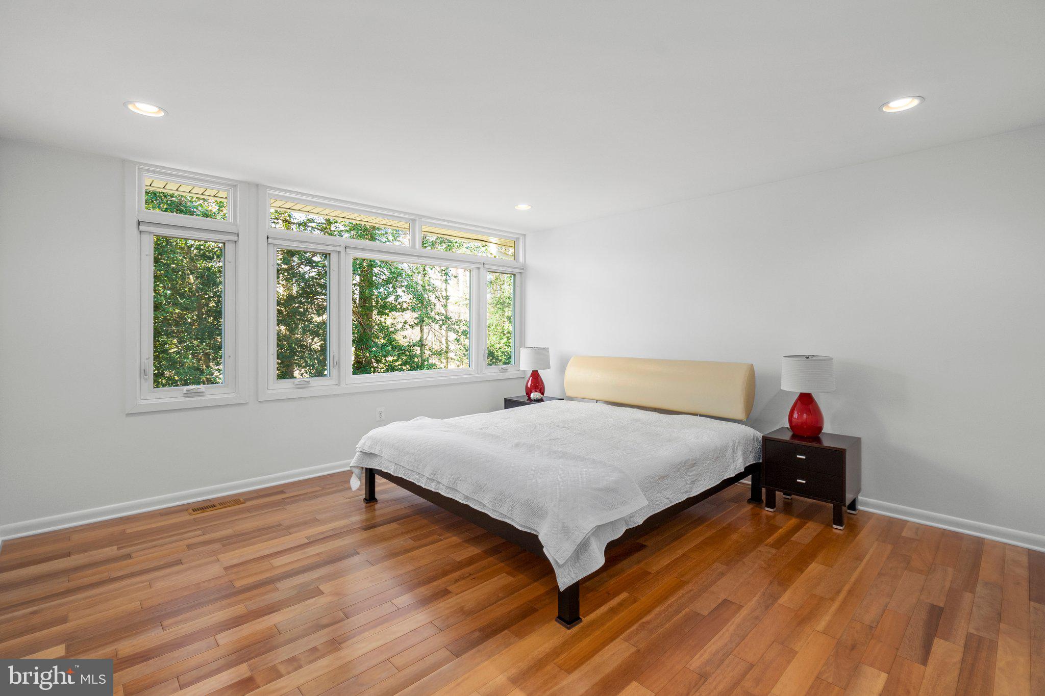 1042 Delf Drive McLean, VA 22101 - Photo 15 of 29 Primary bedroom is spacious and bright