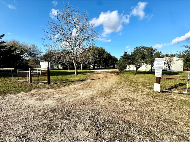 $575,000 | 2165 County Road 457, Palacios, TX 77465
