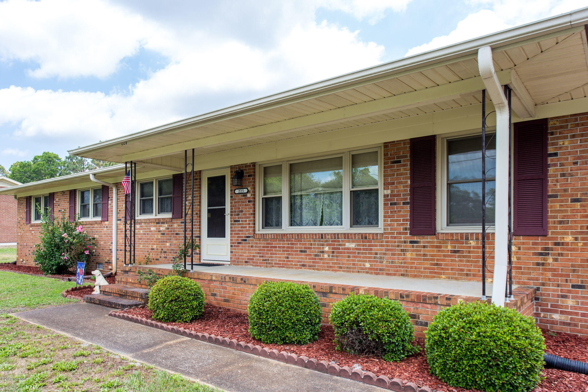 225 2 Chopt Road Wilmington, NC 28405 - Photo 4 of 23 6Exterior