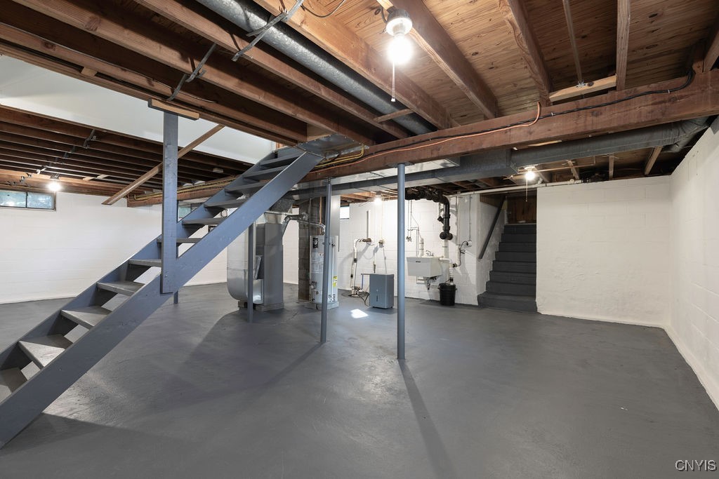 4799 Buckley Road Clay, NY 13090 - Photo 24 of 36