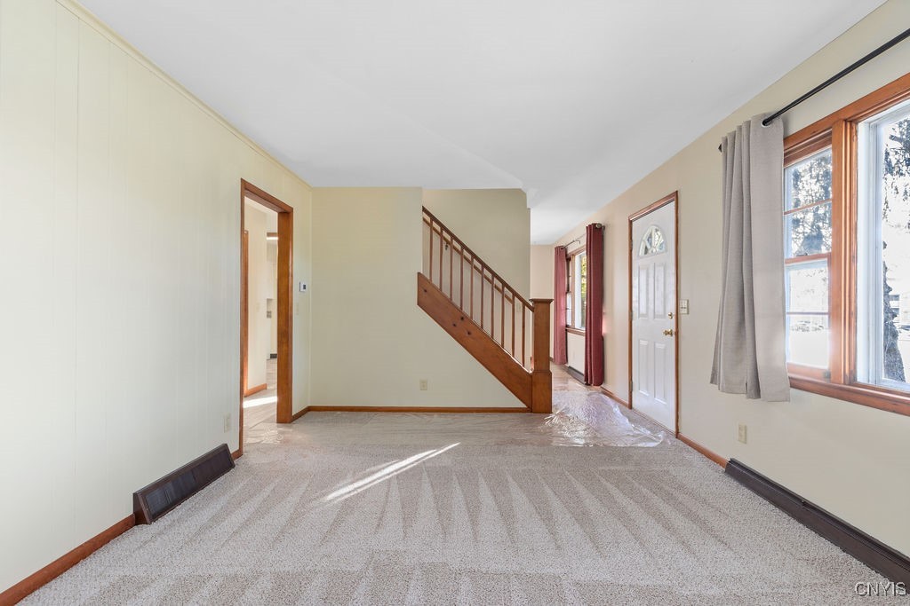 4799 Buckley Road Clay, NY 13090 - Photo 6 of 36